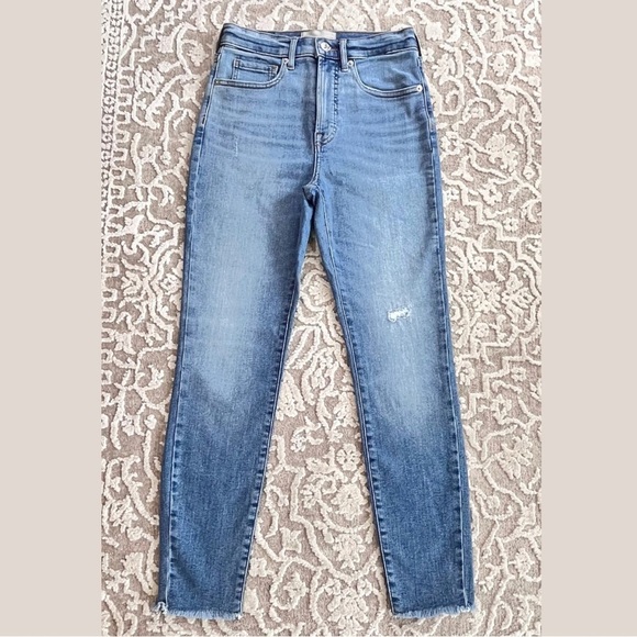 Everlane The High Rise Skinny Ankle Distressed Jean - Picture 3 of 12